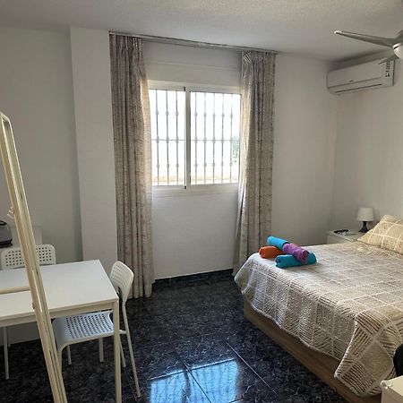 Almeria Centro Habitacion Privada En Apartamento Compartido Экстерьер фото