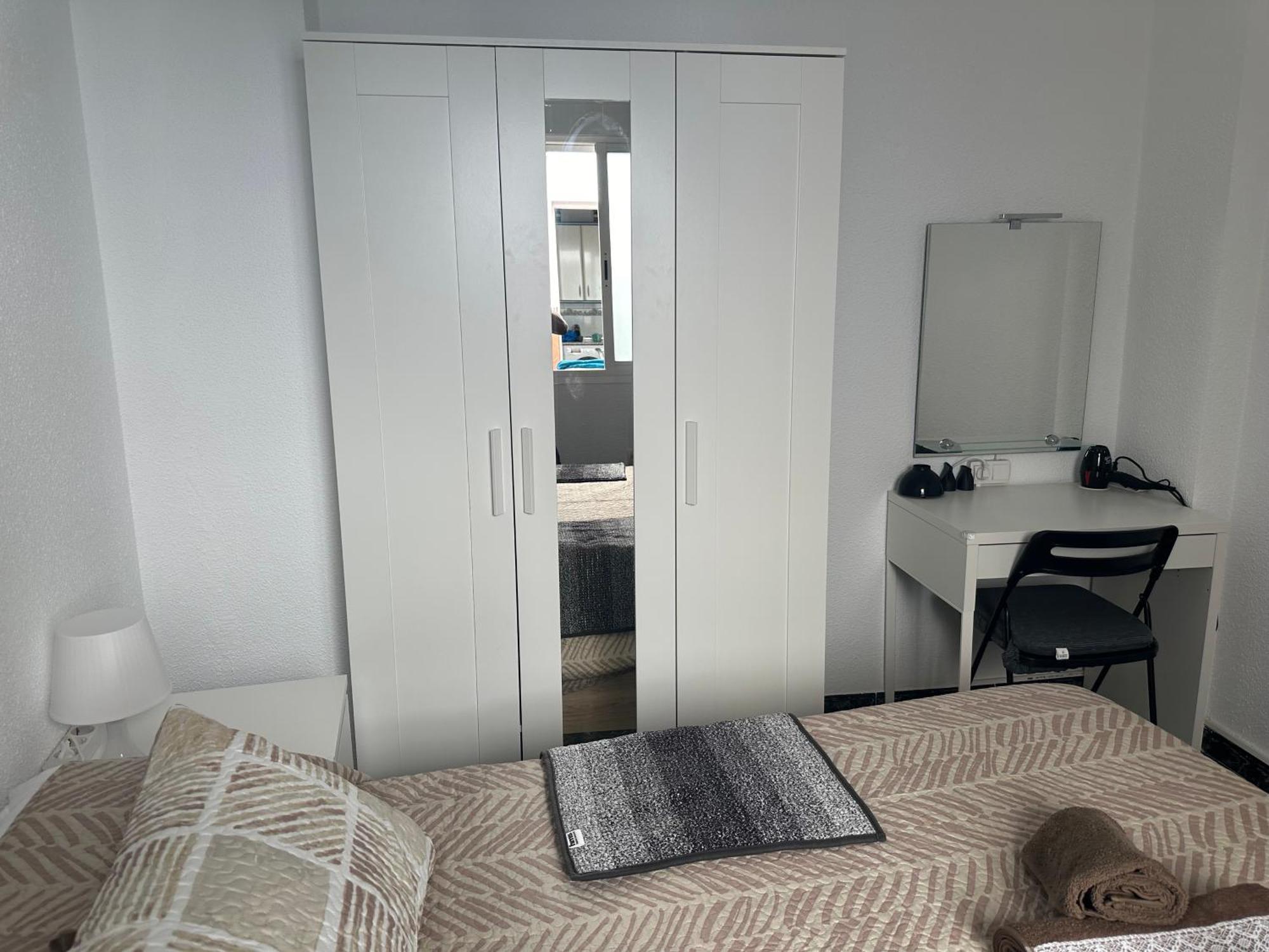 Almeria Centro Habitacion Privada En Apartamento Compartido Экстерьер фото