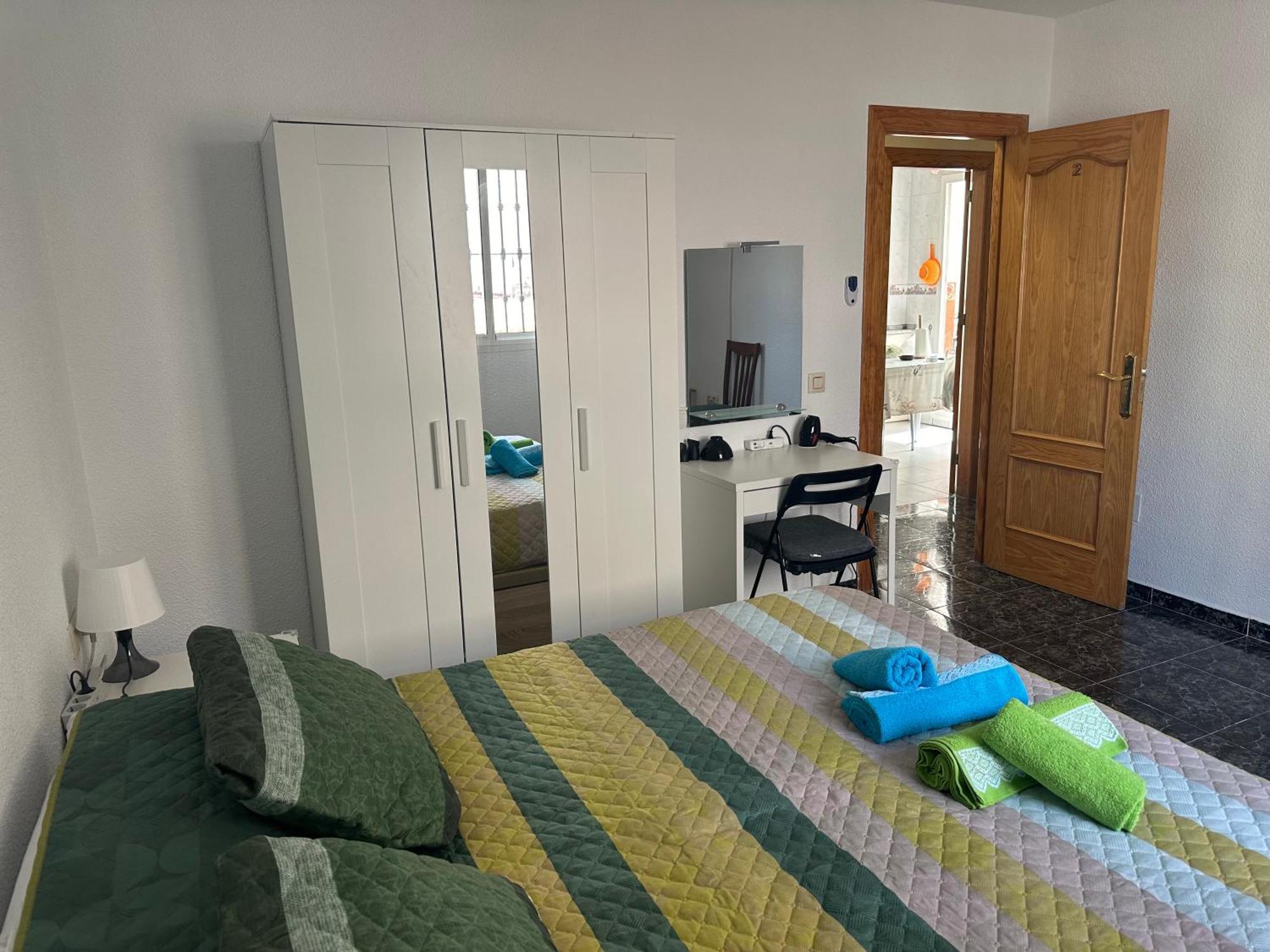Almeria Centro Habitacion Privada En Apartamento Compartido Экстерьер фото