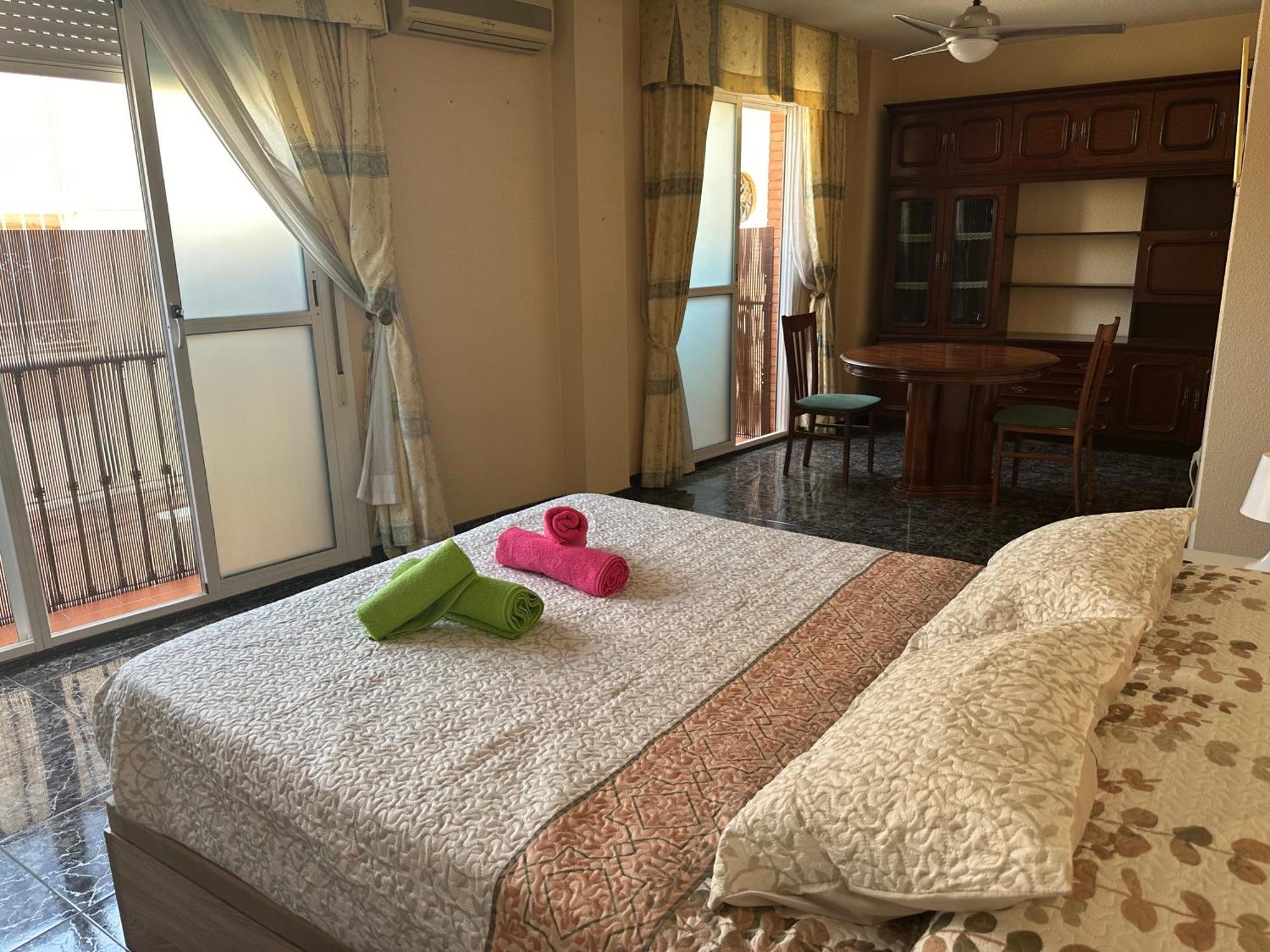 Almeria Centro Habitacion Privada En Apartamento Compartido Экстерьер фото