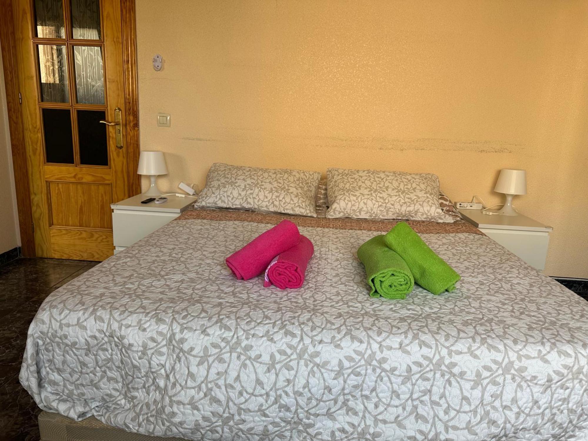 Almeria Centro Habitacion Privada En Apartamento Compartido Экстерьер фото