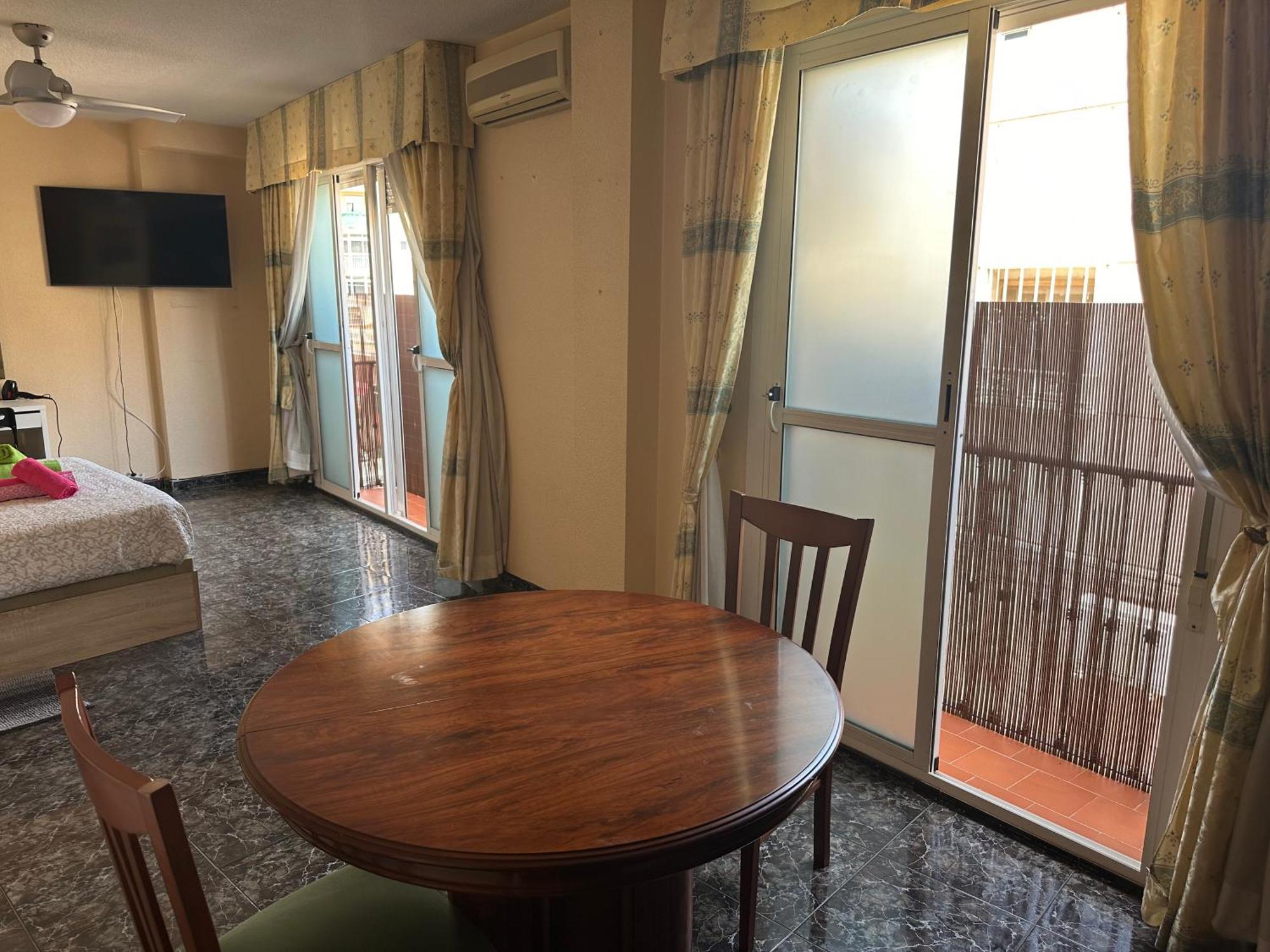 Almeria Centro Habitacion Privada En Apartamento Compartido Экстерьер фото