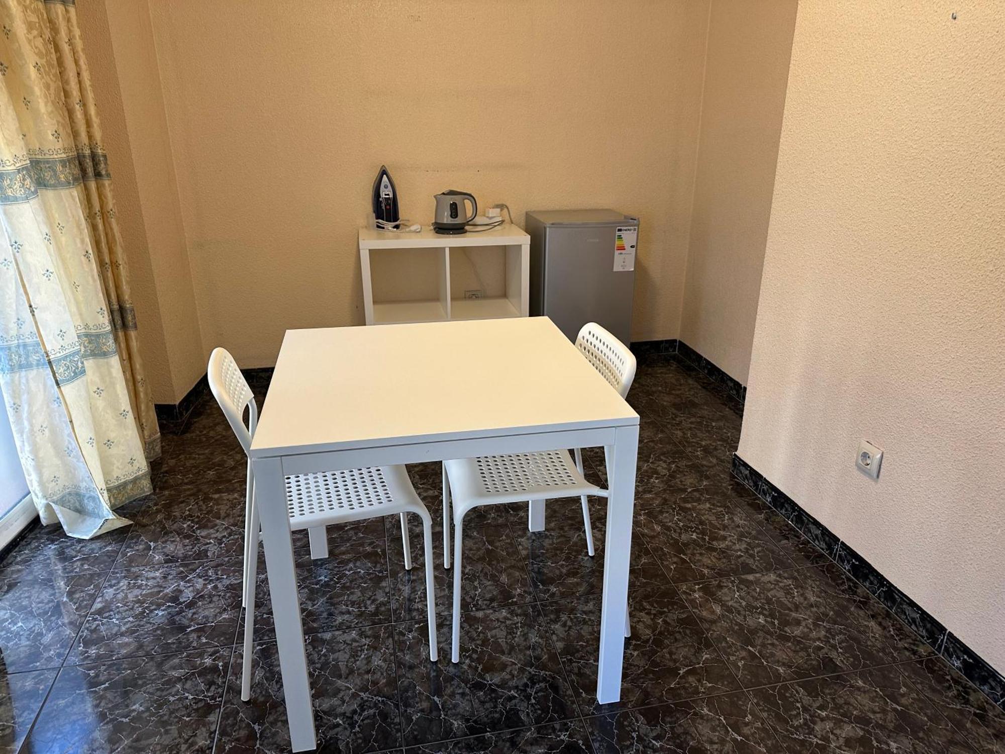 Almeria Centro Habitacion Privada En Apartamento Compartido Экстерьер фото