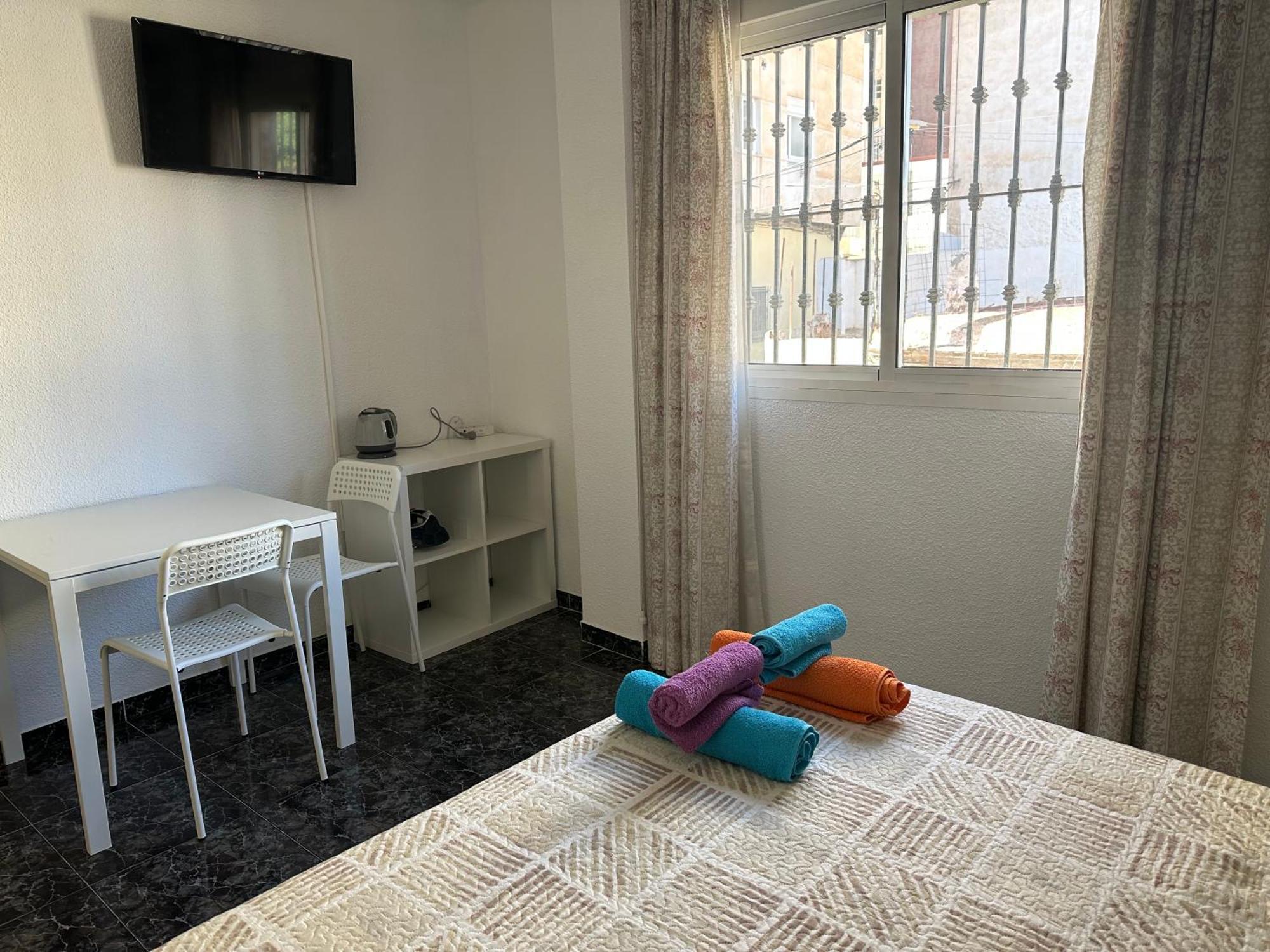 Almeria Centro Habitacion Privada En Apartamento Compartido Экстерьер фото