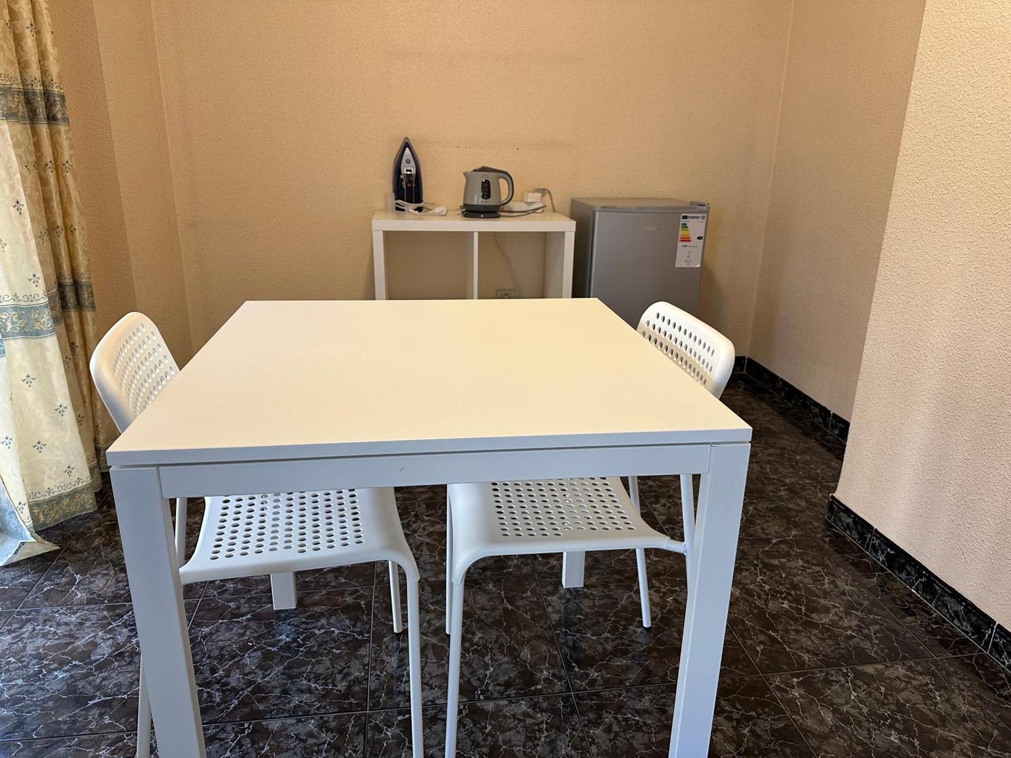 Almeria Centro Habitacion Privada En Apartamento Compartido Экстерьер фото